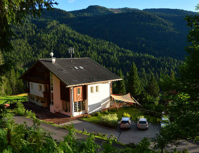 Hotel Cà del Bosco ☆☆☆ - Via Monte Cernera, 10 Selva di Cadore (BL)