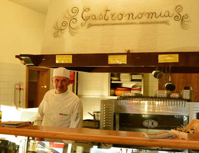 Gastronomy Moè - Presso Centro Turistico THULE Selva di Cadore (BL)